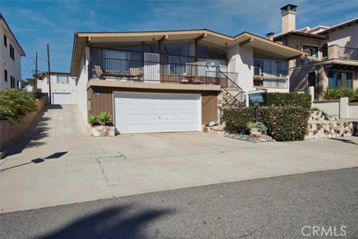  Income Home for Sale in Redondo Beach, California