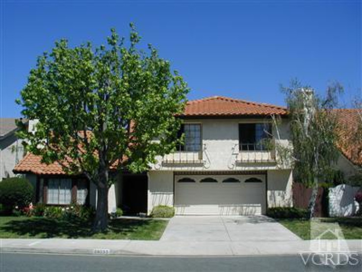 4 Bed Home to Rent in Agoura Hills, California