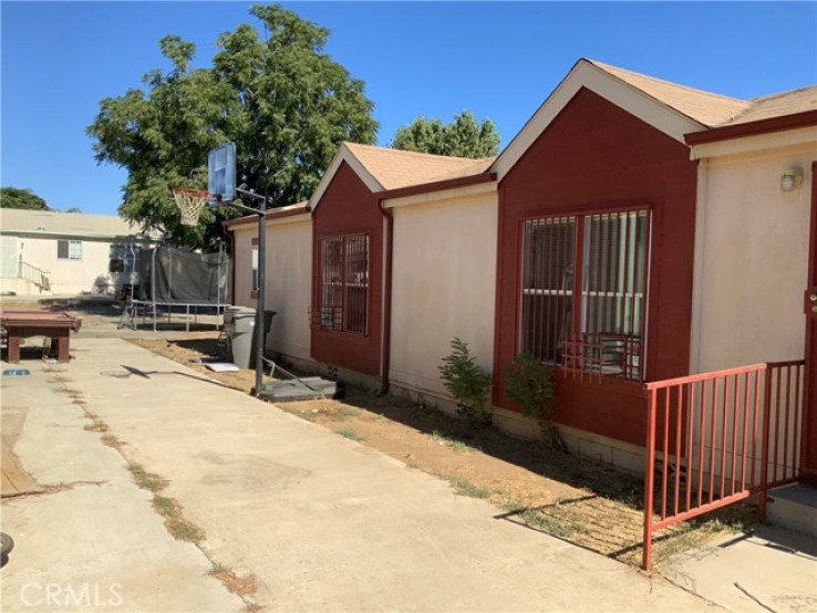 3 Bed Home to Rent in Perris, California