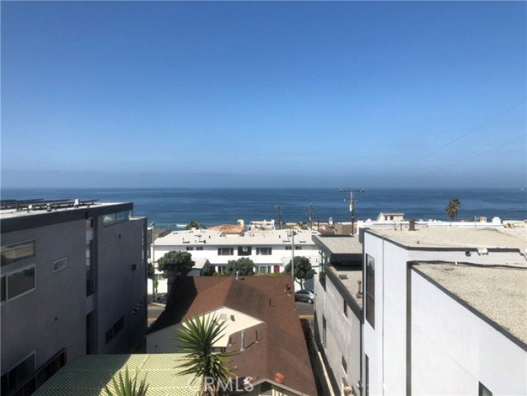 2 Bed Home to Rent in Manhattan Beach, California