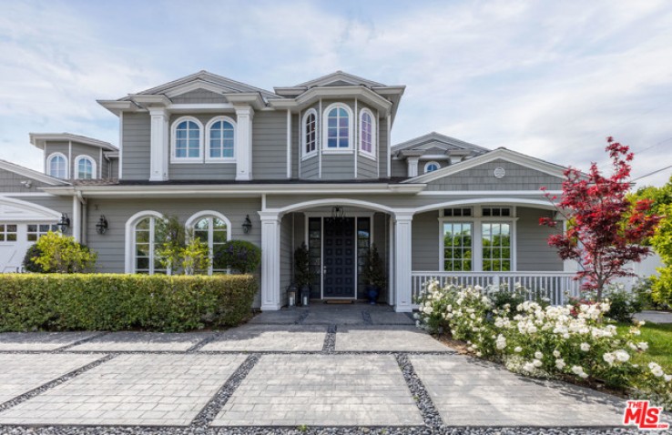 Residential Home in Studio City