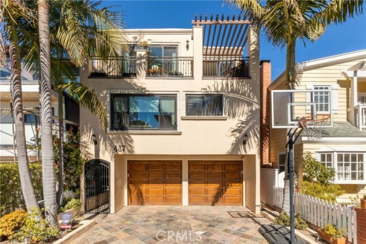 4 Bed Home for Sale in Manhattan Beach, California