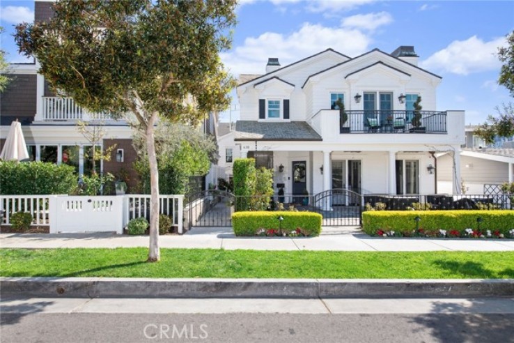 Residential Home in Corona Del Mar - Spyglass