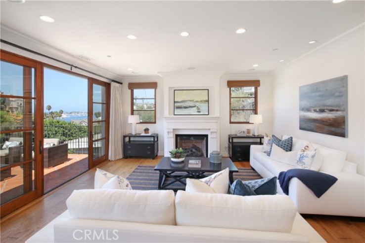 Residential Home in Corona Del Mar - Spyglass