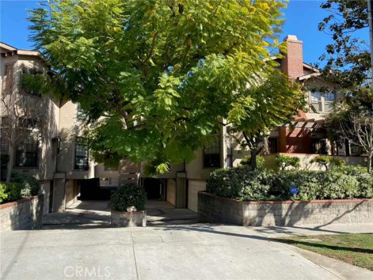 Residential Lease in Pasadena (SW)