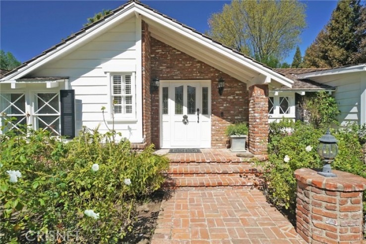 Residential Home in Woodland Hills