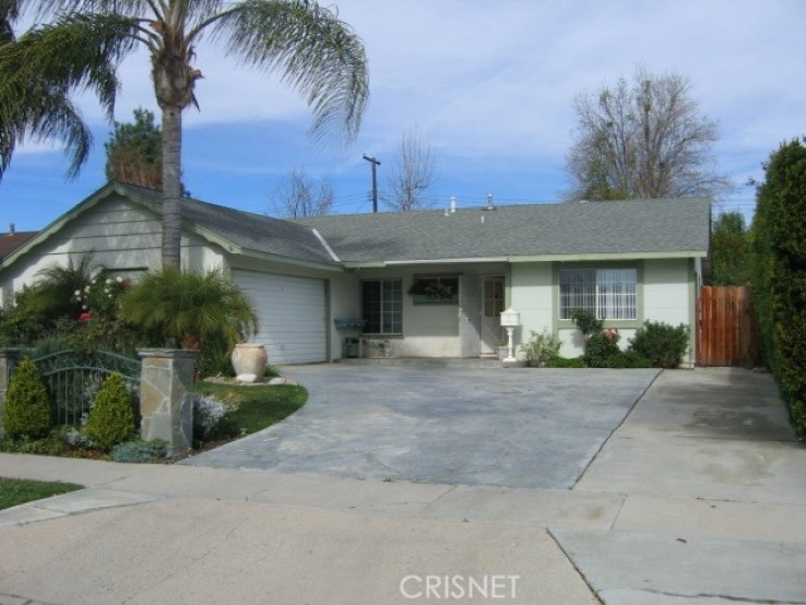 3 Bed Home to Rent in West Hills, California