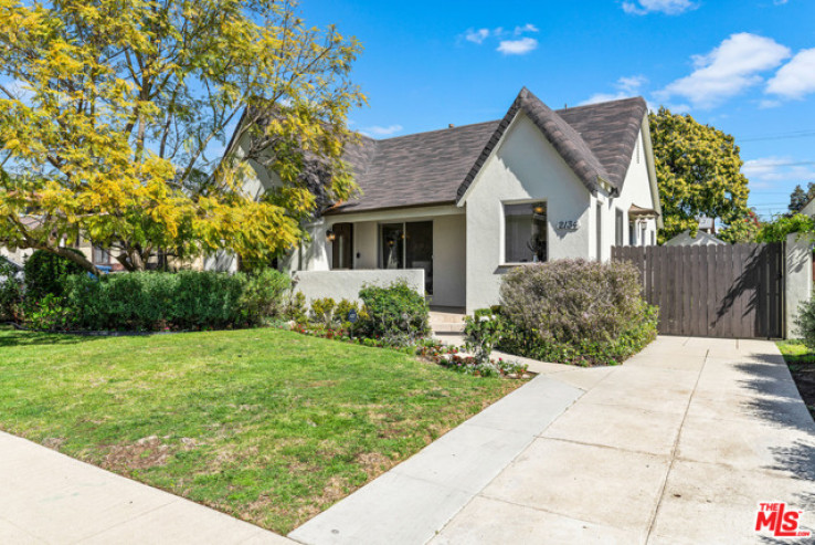 Residential Home in Westwood - Century City