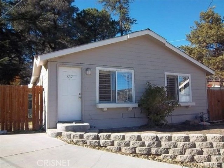 3 Bed Home to Rent in Frazier Park, California