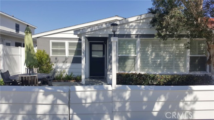  Home to Rent in Newport Beach, California