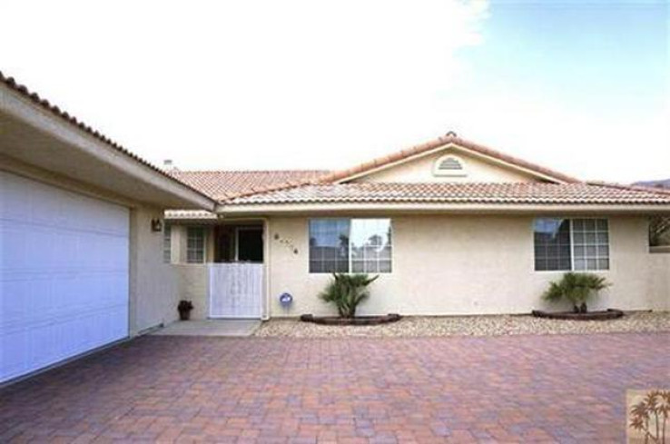 3 Bed Home to Rent in Desert Hot Springs, California