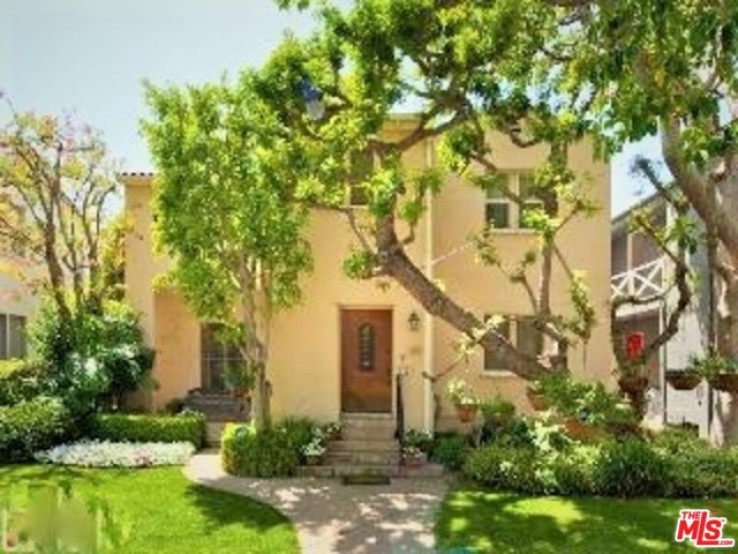  Home to Rent in Beverly Hills, California