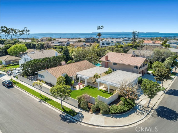 Residential Home in Corona Del Mar - Spyglass