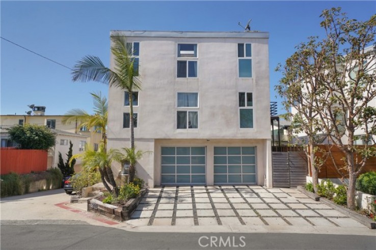 Residential Lease in Manhattan Bch Sand