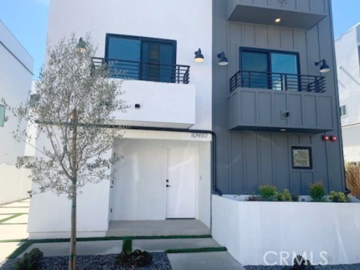 Residential Lease in North Hollywood