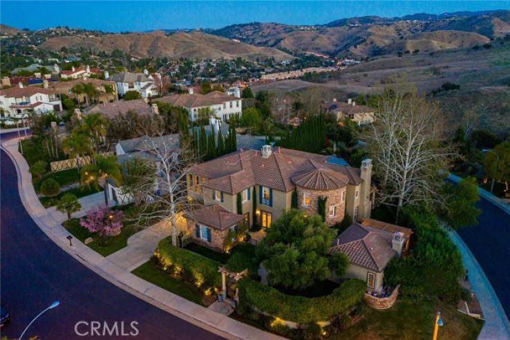 Residential Home in Calabasas