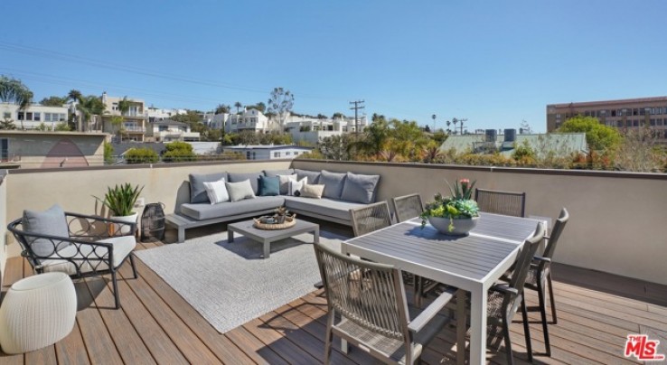 3 Bed Home for Sale in Santa Monica, California