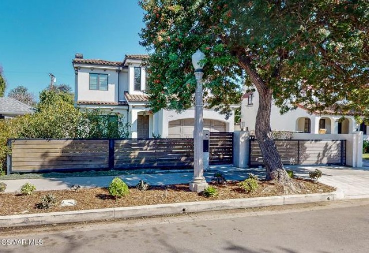 5 Bed Home for Sale in Studio City, California