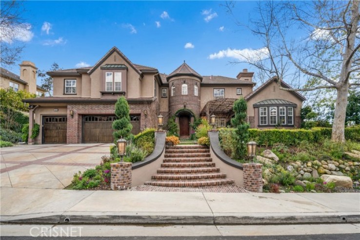 Residential Home in Calabasas