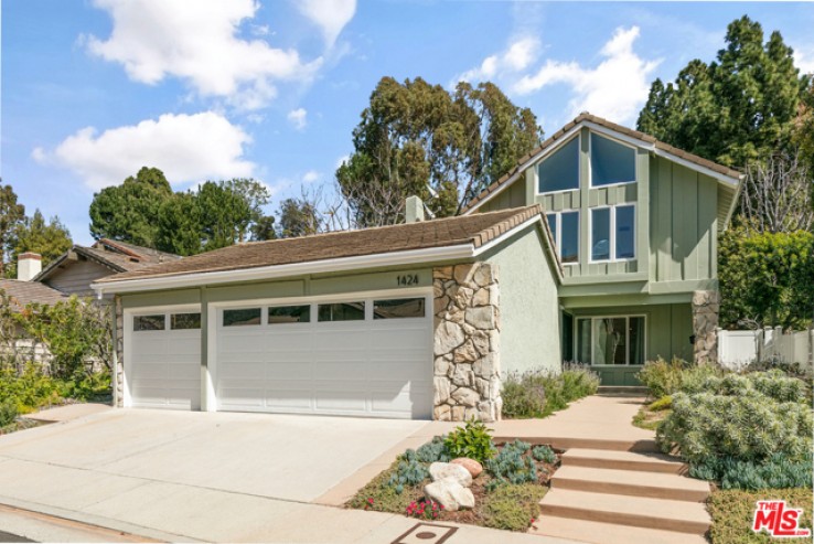 Residential Home in Pacific Palisades