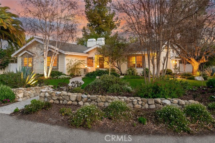 Residential Home in Woodland Hills