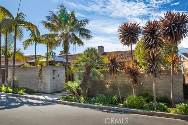 3 Bed Home for Sale in Laguna Beach, California