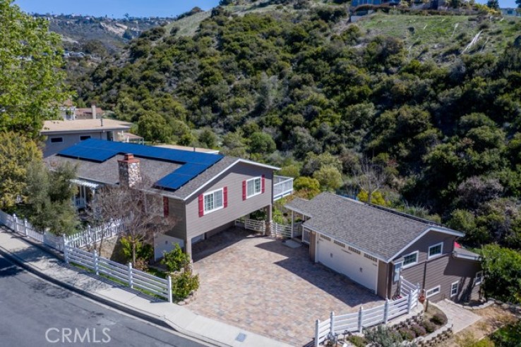 Residential Home in Laguna Village