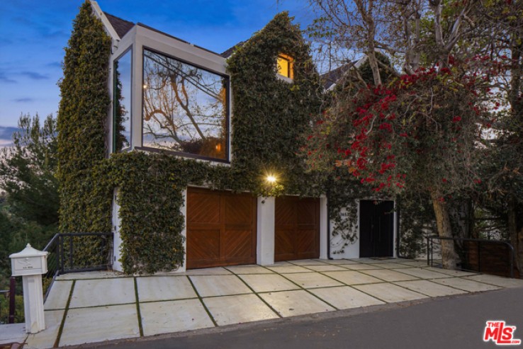 Residential Home in Studio City