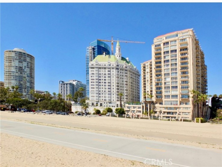 Residential Lease in Downtown Area, Alamitos Beach