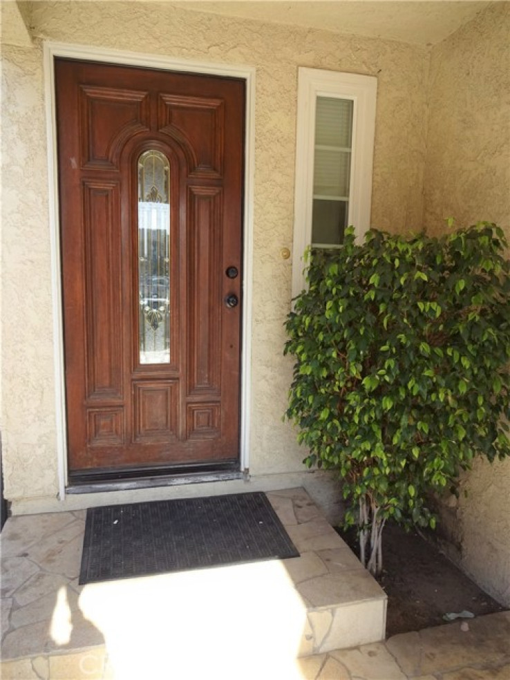 4 Bed Home to Rent in Sylmar, California