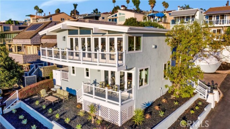 Residential Home in Laguna Village