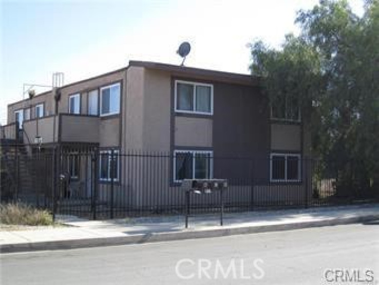 2 Bed Home to Rent in Perris, California