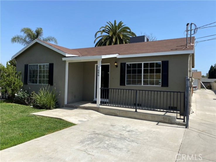 2 Bed Home to Rent in Canoga Park, California