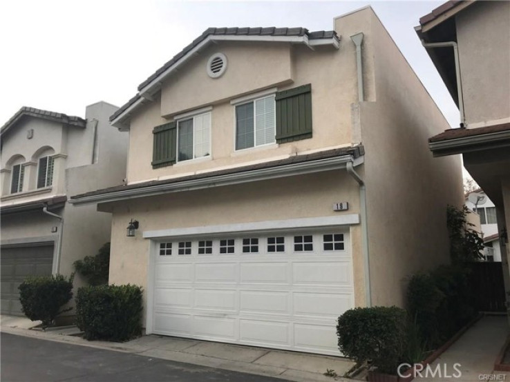 3 Bed Home to Rent in Canoga Park, California