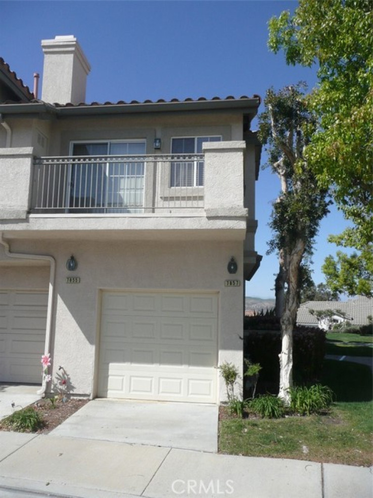 2 Bed Home to Rent in Anaheim Hills, California