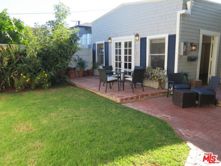 4 Bed Home to Rent in Santa Monica, California