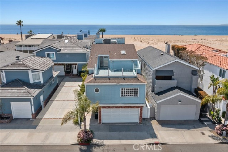 Residential Home in Balboa Peninsula