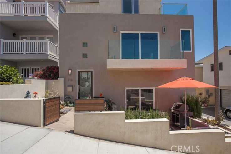 Residential Lease in Manhattan Bch Sand