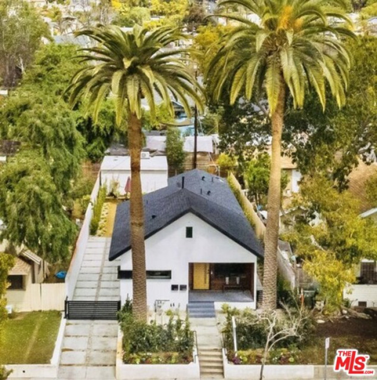 3 Bed Home to Rent in Los Angeles, California