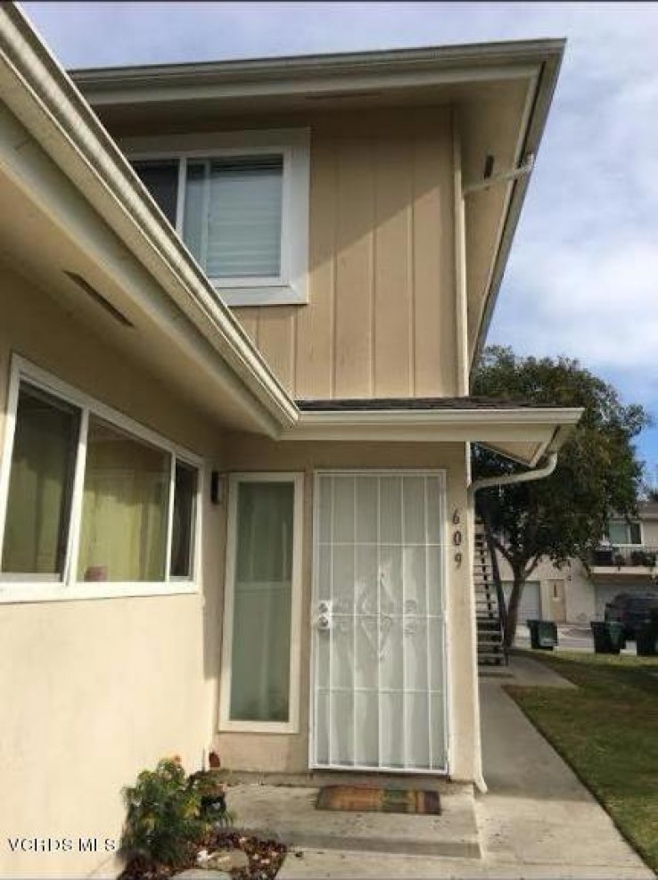 2 Bed Home to Rent in Newbury Park, California