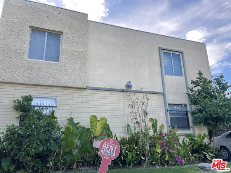 Residential Lease in Palms - Mar Vista