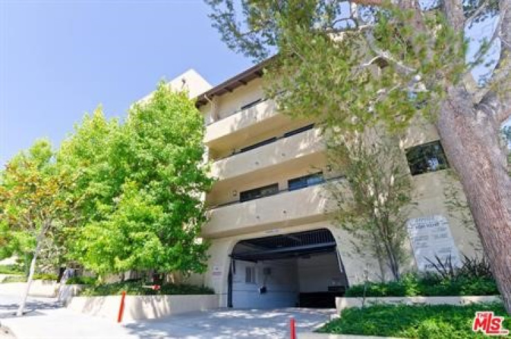 Residential Lease in Westwood - Century City