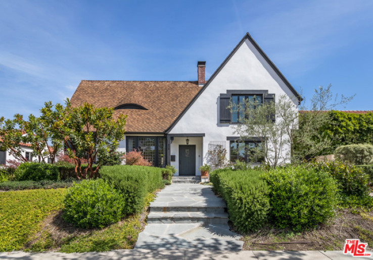 4 Bed Home for Sale in Los Angeles, California