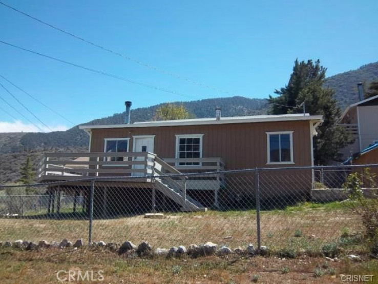 3 Bed Home to Rent in Frazier Park, California