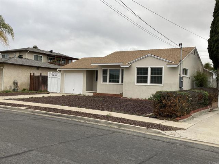 3 Bed Home to Rent in La Mesa, California