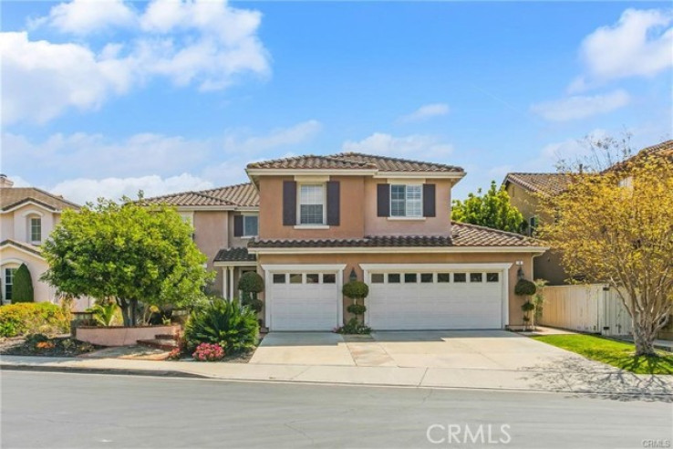 5 Bed Home to Rent in Irvine, California