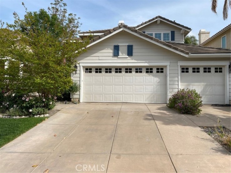 4 Bed Home to Rent in Stevenson Ranch, California