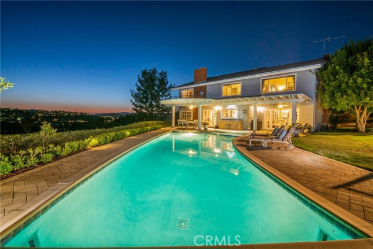 5 Bed Home for Sale in Calabasas, California