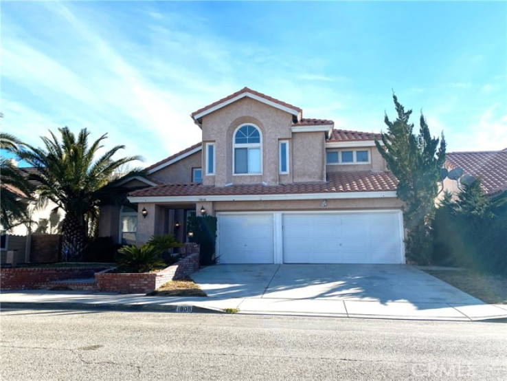 5 Bed Home to Rent in Palmdale, California