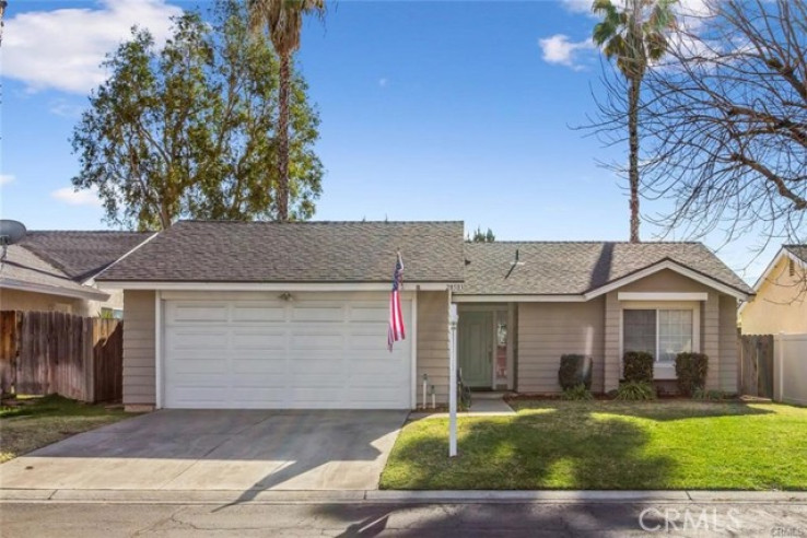 2 Bed Home to Rent in Highland, California